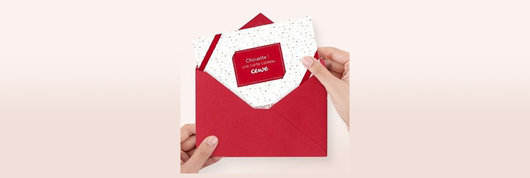 Carte cadeau valeur 10€ en carton + enveloppe à faire envoyer